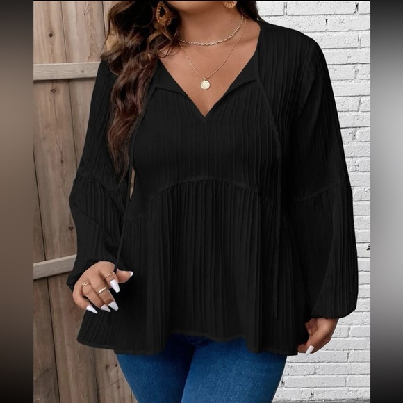 Luna Tops - Crinkled Black Peplum Blouse | Tie Neck | Lantern Sleeves | OXL (12) | New